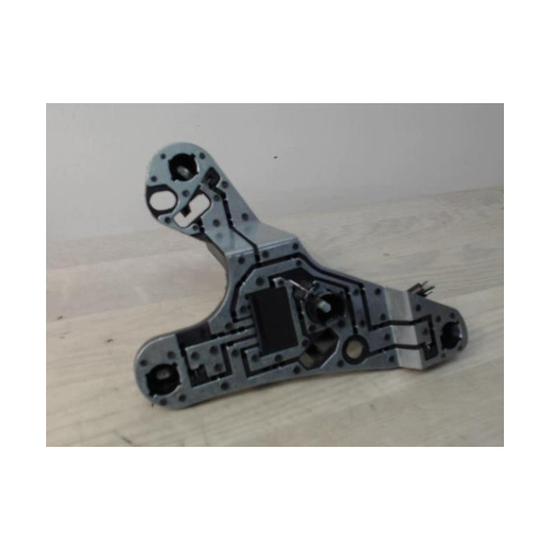 Platine feu arriere gauche TOYOTA AVENSIS 2 PHASE 2 d’occasion