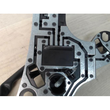 Platine feu arriere gauche TOYOTA AVENSIS 2 PHASE 2 d’occasion