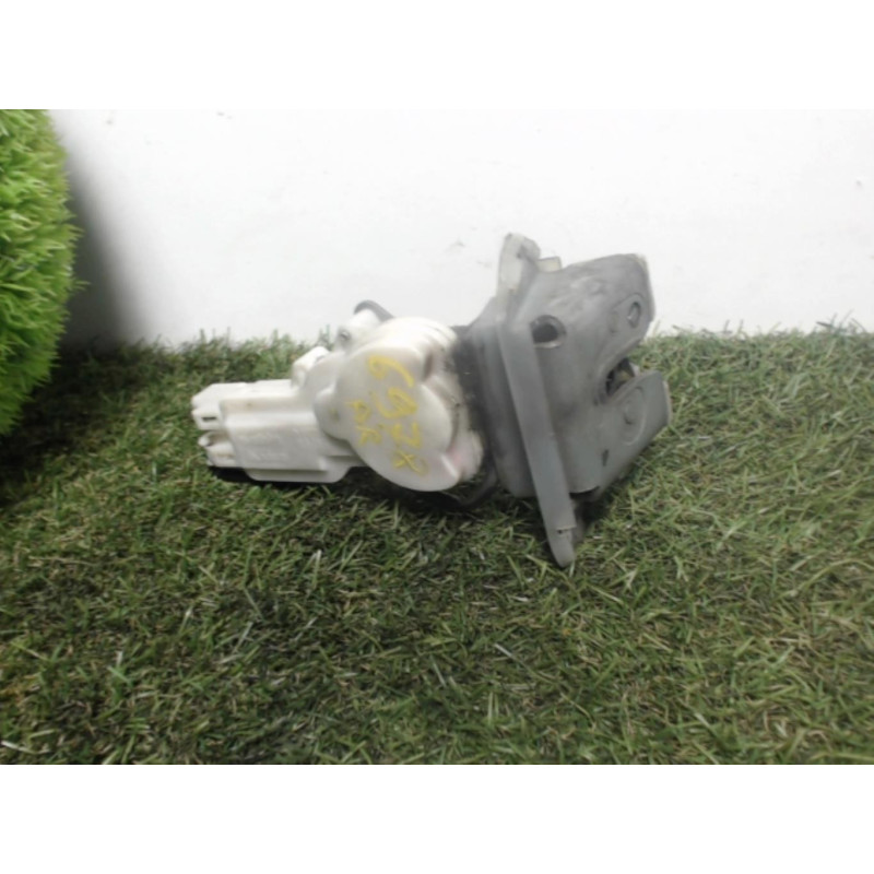 Serrure de hayon SUZUKI SWIFT 3 d’occasion