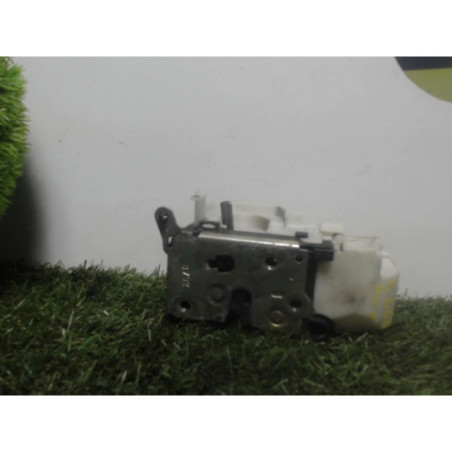 Serrure avant droit FIAT PUNTO 2 PHASE 2 d’occasion