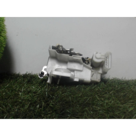 Serrure avant droit FIAT PUNTO 2 PHASE 2 d’occasion