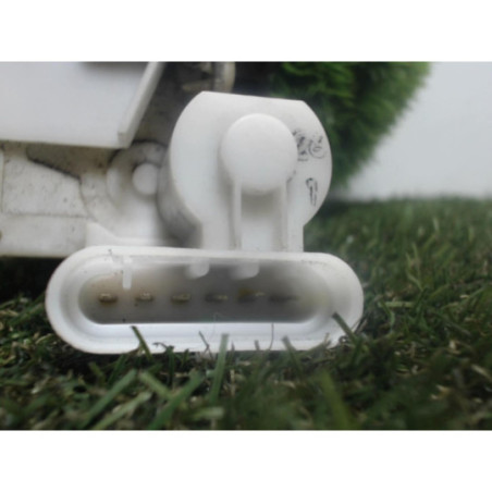 Serrure avant droit FIAT PUNTO 2 PHASE 2 d’occasion