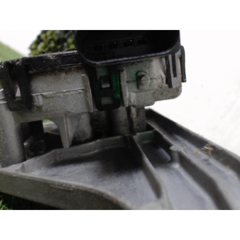 Moteur essuie glace avant FORD FOCUS 2 PHASE 1 d’occasion