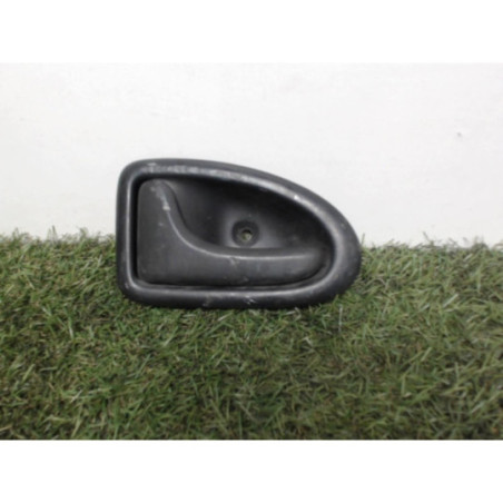 Poignee interieur arriere gauche OPEL VIVARO 1 PHASE 1 d’occasion