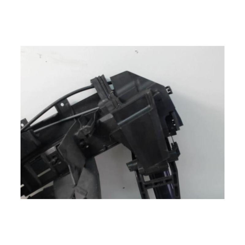Poignee porte avant gauche FORD C-MAX 1 PHASE 1 d’occasion