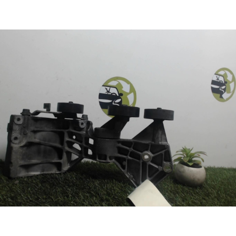 Support moteur MERCEDES CLASSE B 245 PHASE 1 d’occasion