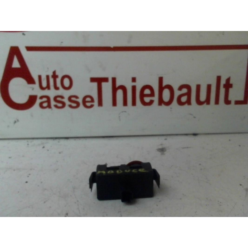 Bouton de warning RENAULT MODUS PHASE 1 d’occasion