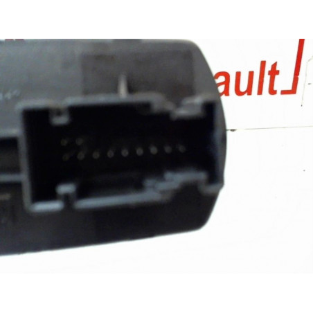 Interrupteur de leve vitre avant gauche OPEL CORSA D 1.4 16 d’occasion