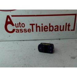 Interrupteur de leve vitre avant gauche OPEL CORSA D 1.4 16 d’occasion