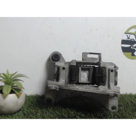 Support moteur gauche RENAULT GRAND SCENIC 3 PHASE 1 d’occasion