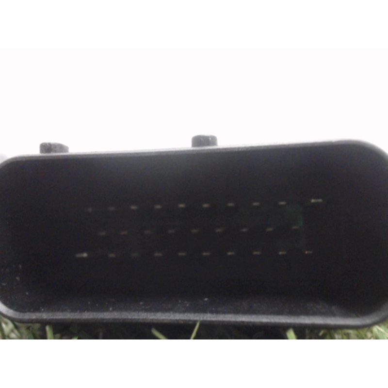 Moteur leve vitre avant droit VOLKSWAGEN GOLF 4 d’occasion