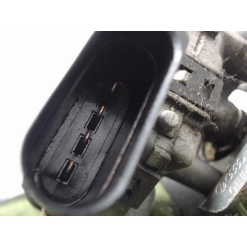 Moteur essuie glace avant VOLKSWAGEN GOLF 4 d’occasion