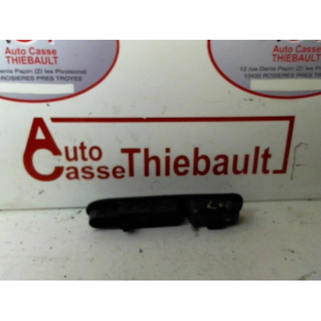 Interrupteur de leve vitre avant droit PEUGEOT 307 PHASE 1 d’occasion