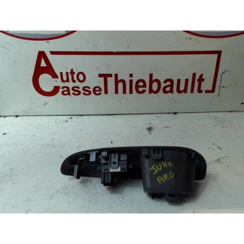 Interrupteur de leve vitre arriere gauche NISSAN JUKE PHASE 1 d’occasion