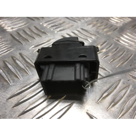 Interrupteur de leve vitre avant droit CITROEN BERLINGO 2 PHASE 3 d’occasion