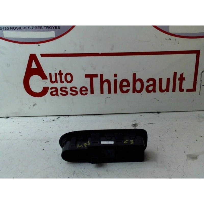 Interrupteur de leve vitre avant droit CITROEN C3 II PHASE 2 d’occasion