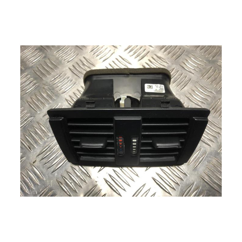 Aerateur tableau de bord BMW SERIE 1 F21 PHASE 2 d’occasion