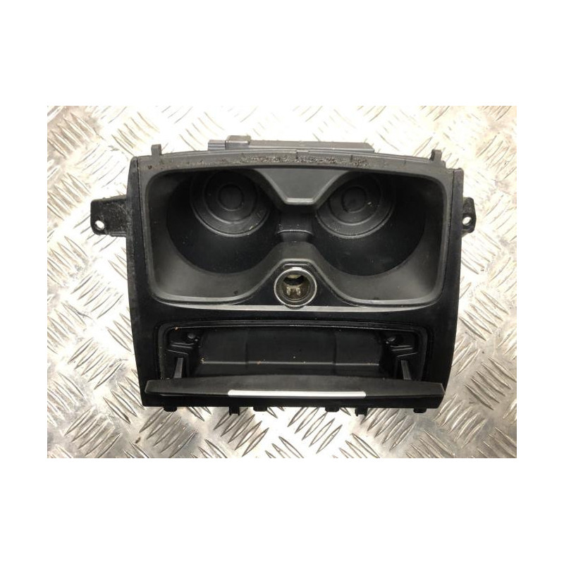 Porte gobelet BMW SERIE 1 F21 PHASE 2 d’occasion