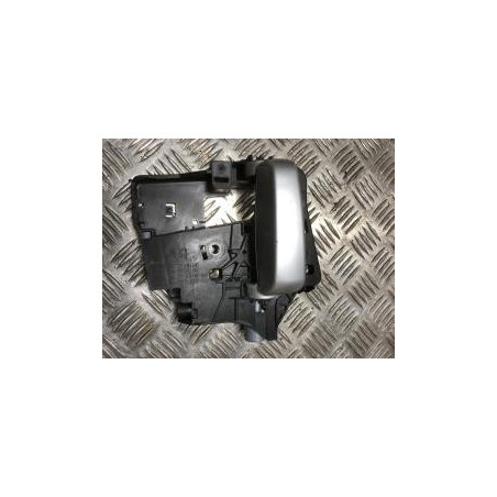 Poignee interieur porte laterale gauche PEUGEOT PARTNER 2 PHASE 1 d’occasion