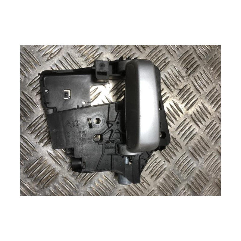 Poignee interieur porte laterale gauche PEUGEOT PARTNER 2 PHASE 1 d’occasion