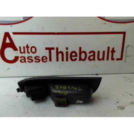 Interrupteur de leve vitre avant droit RENAULT SCENIC I PHASE 2 d’occasion