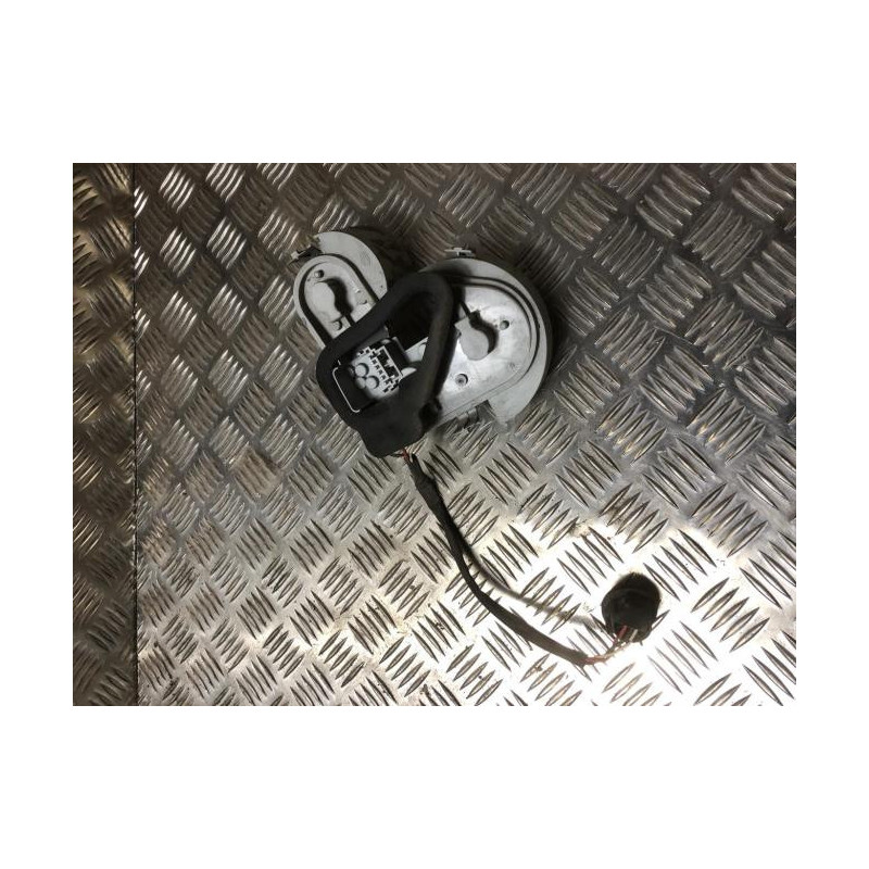Platine feu arriere gauche RENAULT MEGANE 2 PHASE 2 CABRIOLET d’occasion