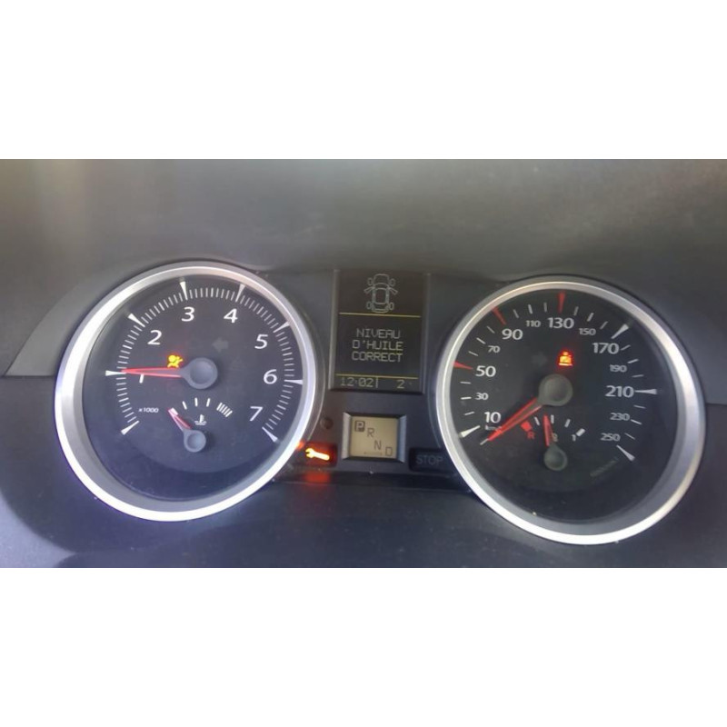 Platine feu arriere gauche RENAULT MEGANE 2 PHASE 2 CABRIOLET d’occasion