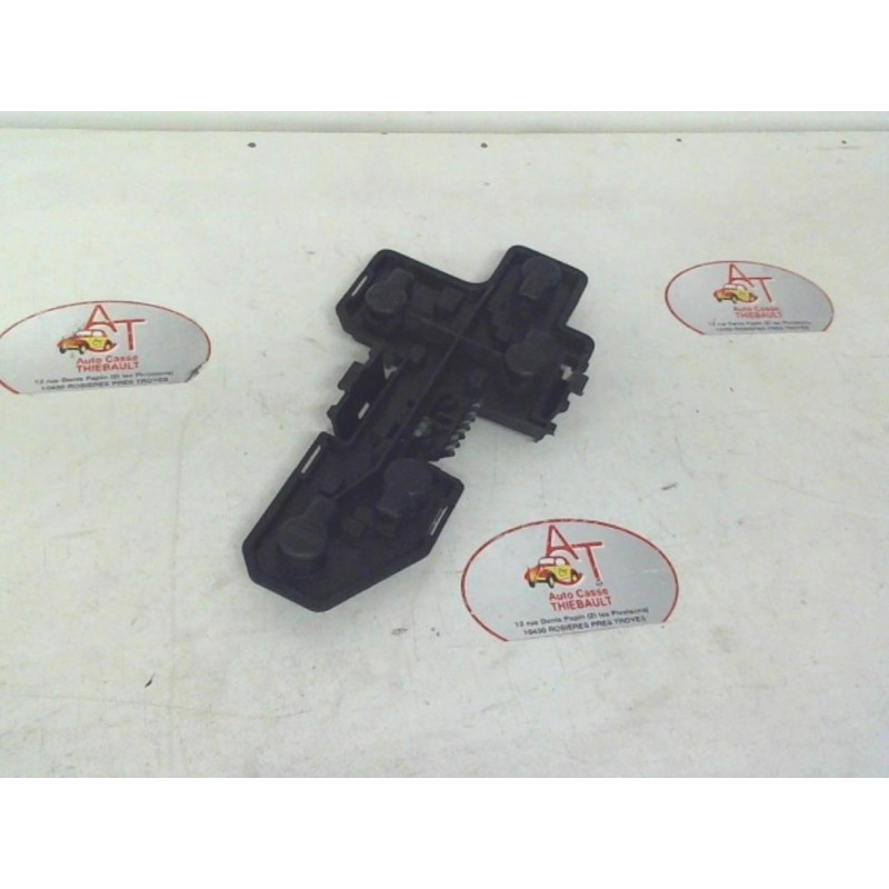 Platine feu arriere droit OPEL CORSA (B) PHASE 1 d’occasion