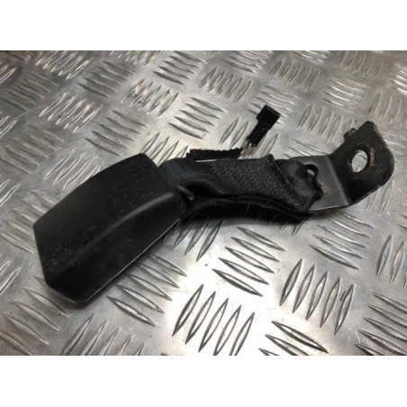 Attache ceinture arriere gauche BMW SERIE 1 F21 PHASE 2 d’occasion