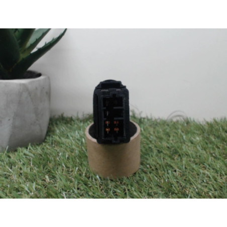 Interrupteur de leve vitre avant droit CITROEN C2 PHASE 1 d’occasion
