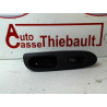 Interrupteur de leve vitre avant droit RENAULT CLIO 2 PH1 BERLINE (BB/CB/SB) RXT/INIT d’occasion