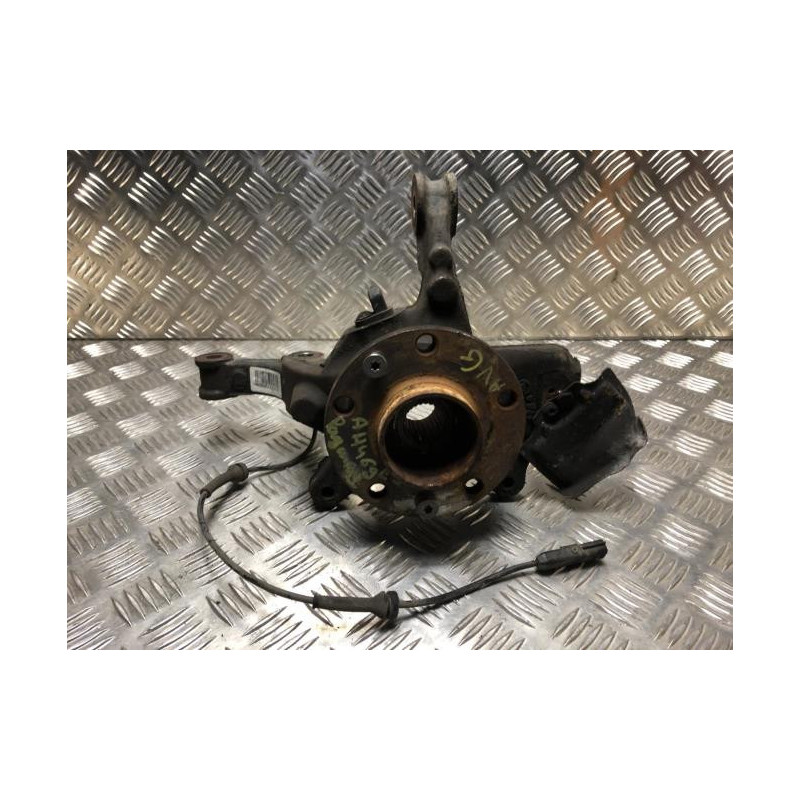 Fusee avant gauche RENAULT LAGUNA 3 PHASE 1 d’occasion