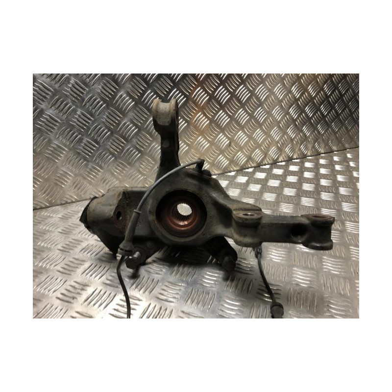 Fusee avant gauche RENAULT LAGUNA 3 PHASE 1 d’occasion