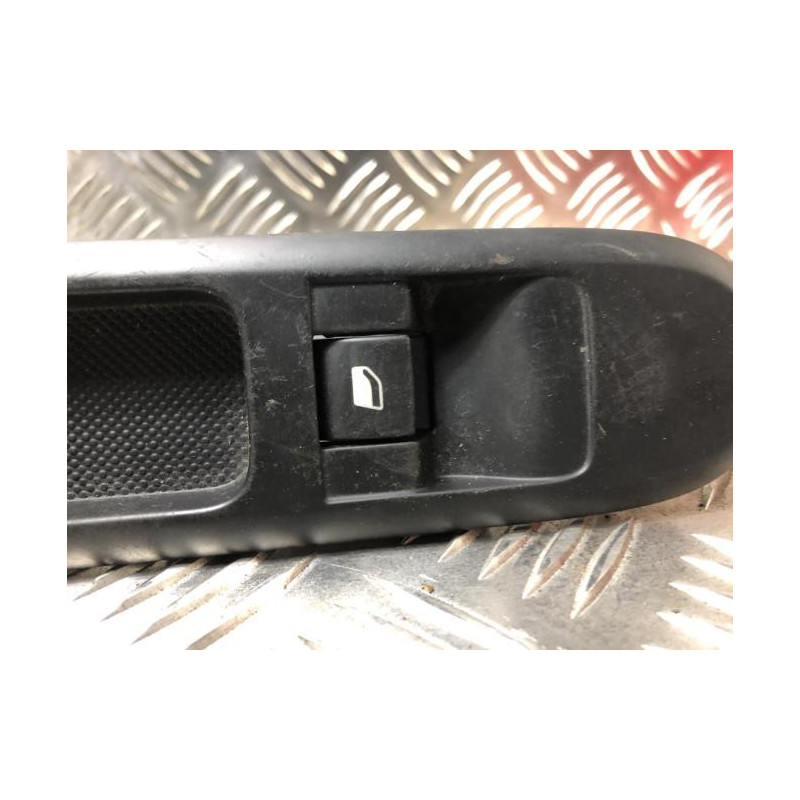 Interrupteur de leve vitre avant droit PEUGEOT 3008 1 PHASE 1 d’occasion