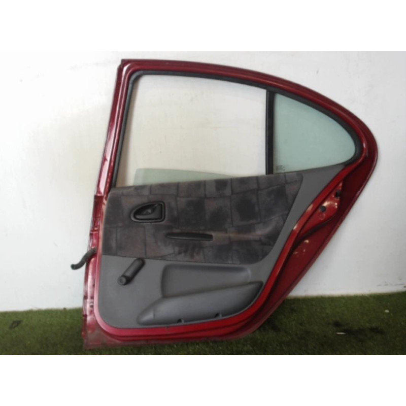 Porte arriere droit RENAULT MEGANE 1 PHASE 2 d’occasion