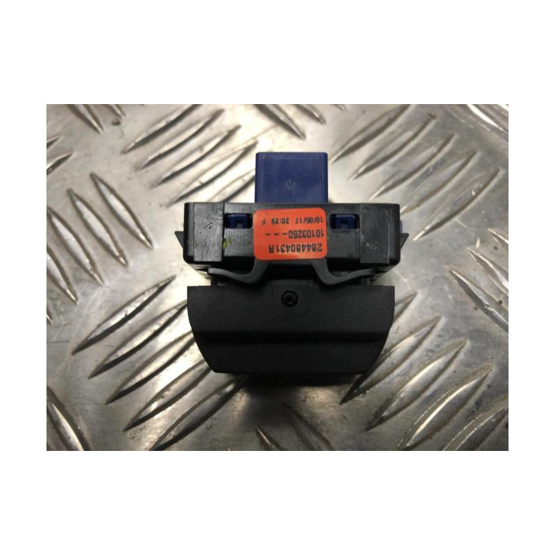 Bouton/Interrupteur DACIA DUSTER 1 PHASE 2 d’occasion