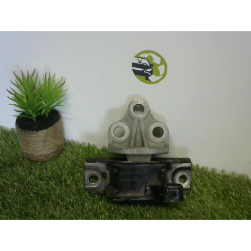 Support moteur OPEL CORSA D PHASE 2 d’occasion