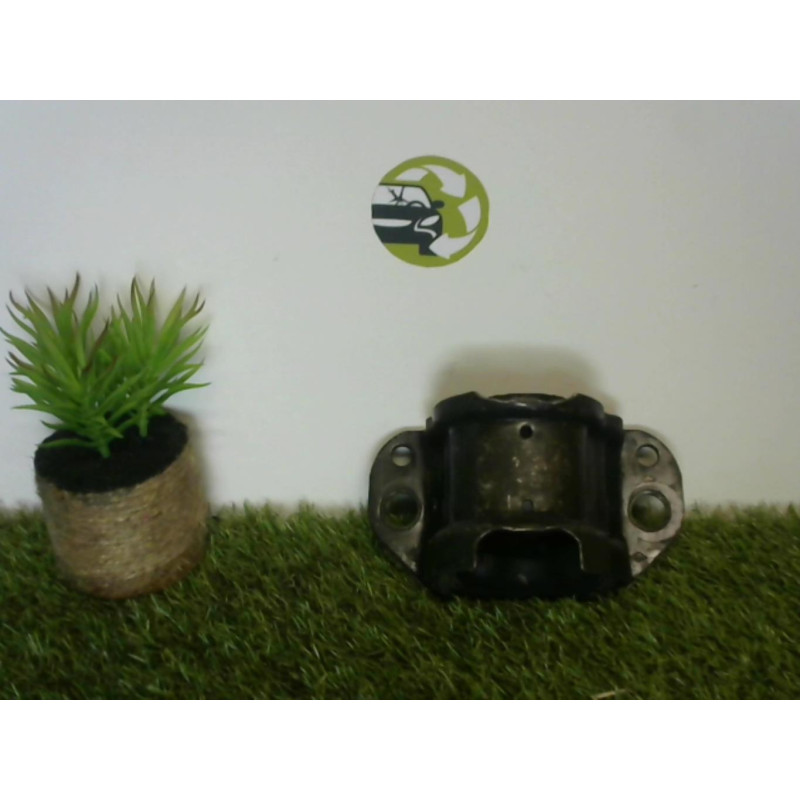 Support moteur RENAULT CLIO 2 PHASE 1 d’occasion