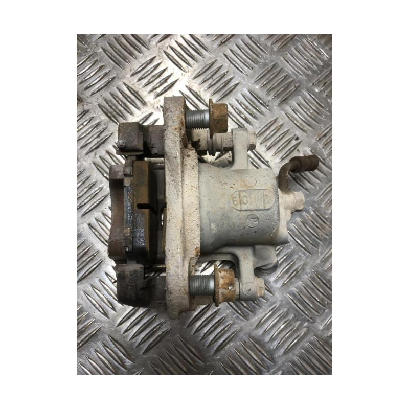 Etrier arriere gauche (freinage) TOYOTA RAV4 3 PHASE 2 d’occasion