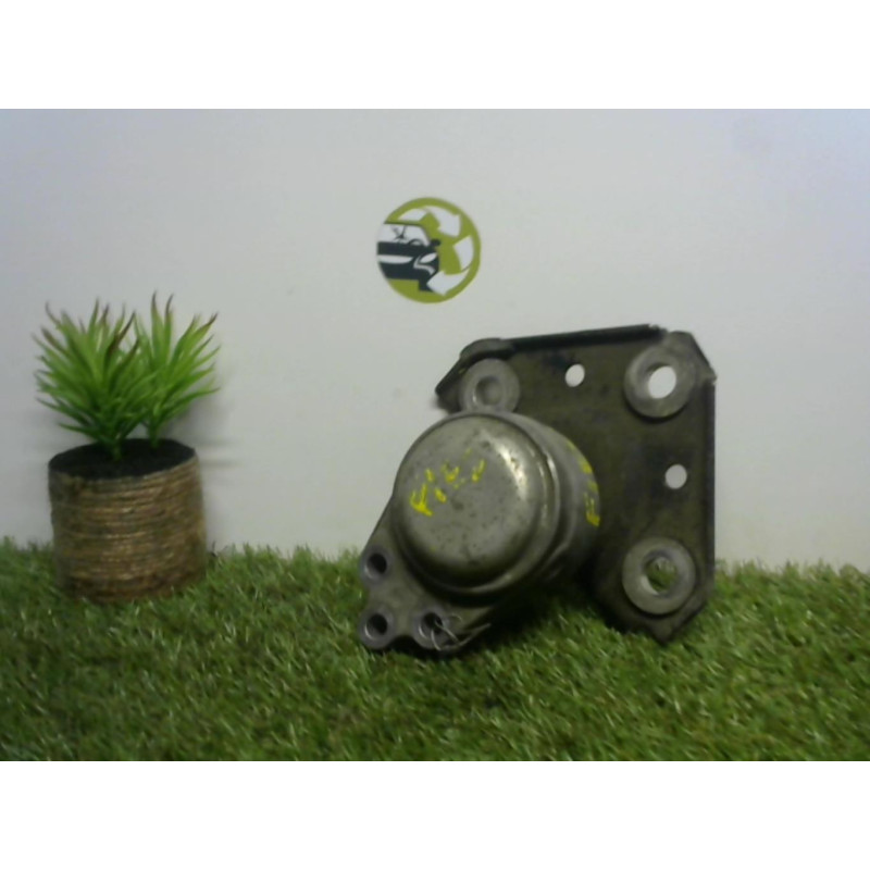 Support moteur FORD FIESTA 5 PHASE 1 d’occasion