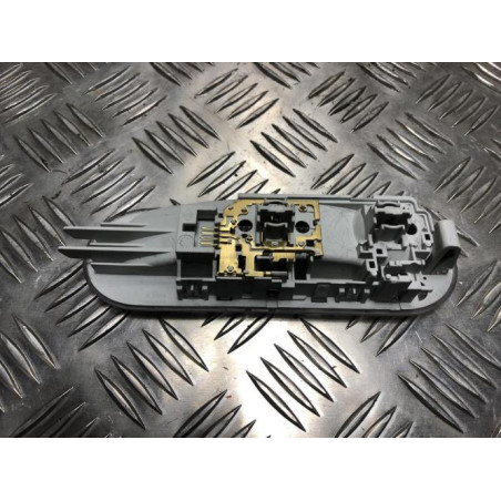 Eclairage de plafonnier DACIA DUSTER 1 PHASE 2 d’occasion