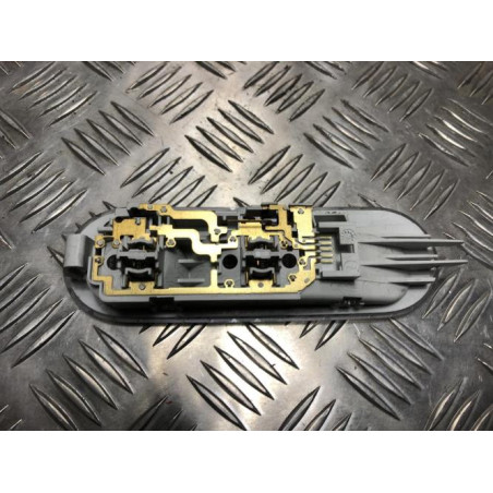 Eclairage de plafonnier DACIA DUSTER 1 PHASE 2 d’occasion