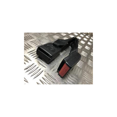 Attache ceinture arriere gauche DACIA DUSTER 1 PHASE 2 d’occasion