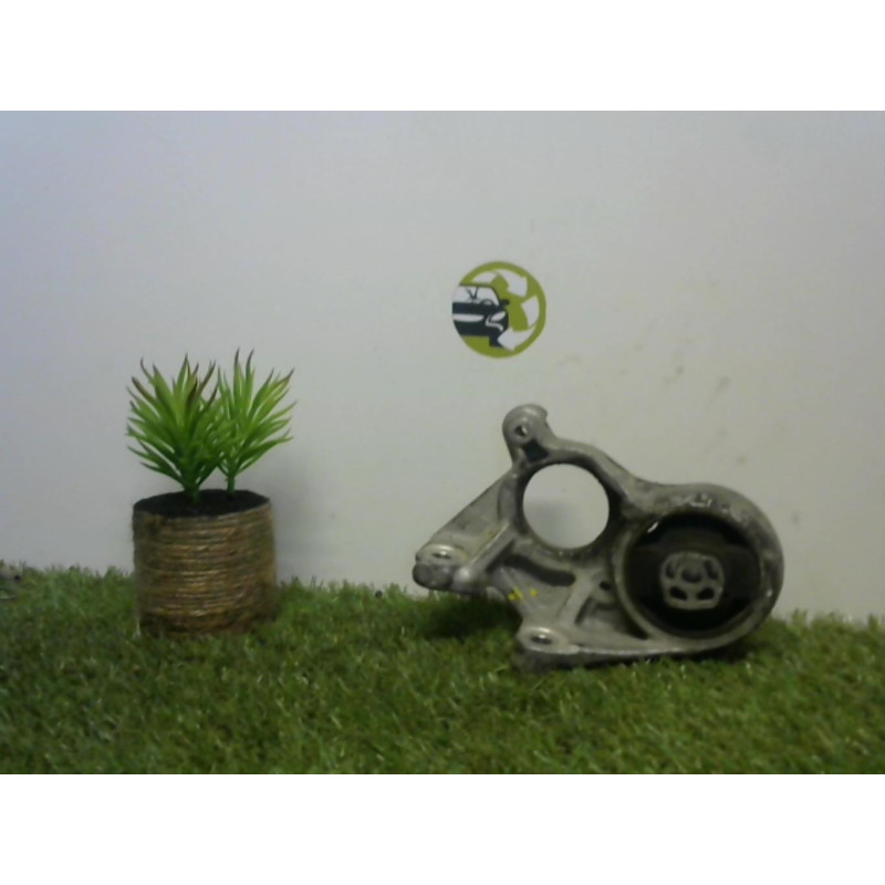Support moteur PEUGEOT 308 2 SW PHASE 1 BREAK d’occasion