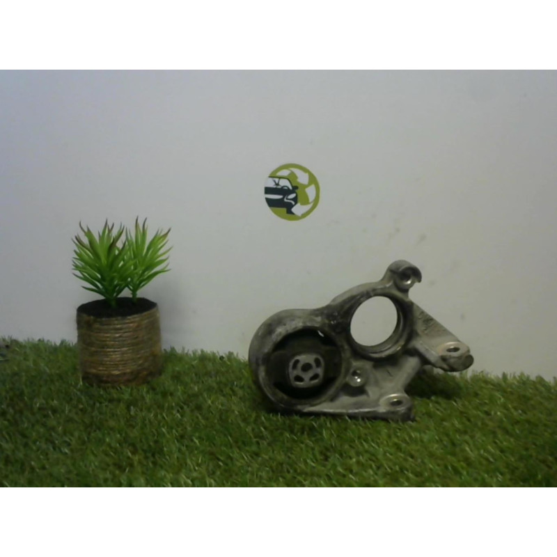 Support moteur PEUGEOT 308 2 SW PHASE 1 BREAK d’occasion