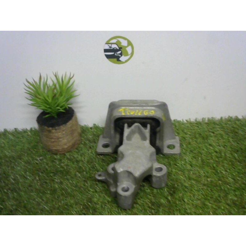 Support moteur RENAULT TWINGO 2 PHASE 1 d’occasion