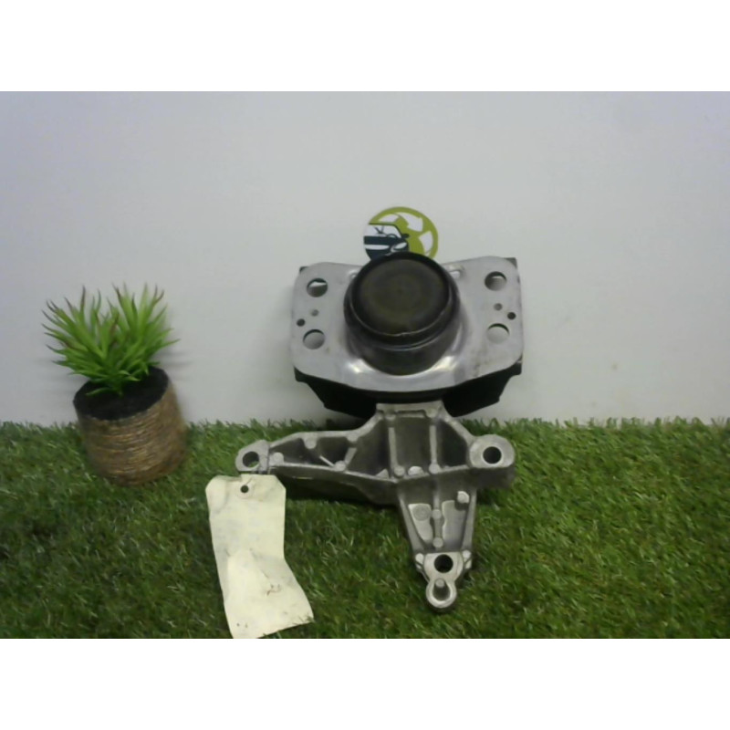 Support moteur RENAULT TWINGO 2 PHASE 2 d’occasion