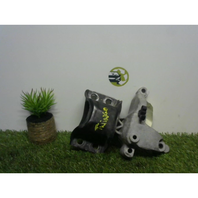Support moteur RENAULT TWINGO 2 PHASE 2 d’occasion