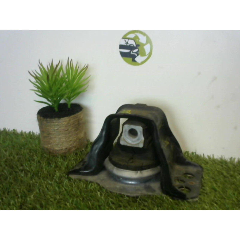 Support moteur RENAULT MEGANE 2 PHASE 1 d’occasion