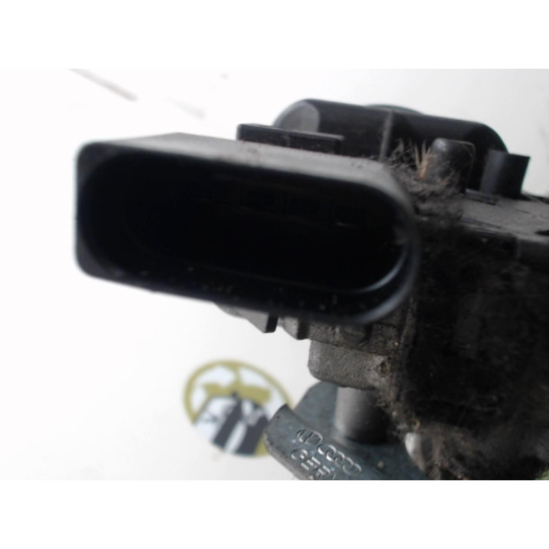 Moteur essuie glace avant AUDI A3 1 PHASE 2 d’occasion